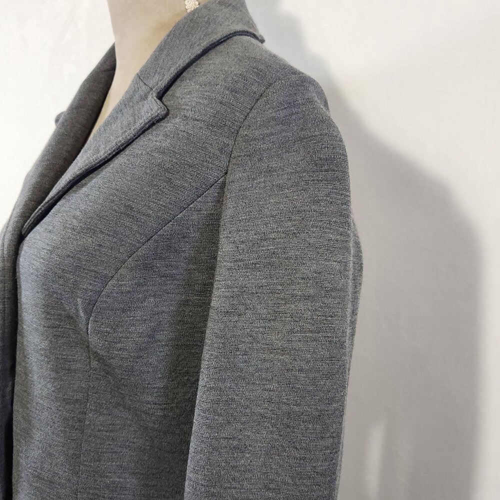 Pendleton Women's Size Medium Gray Three Button F… - image 9